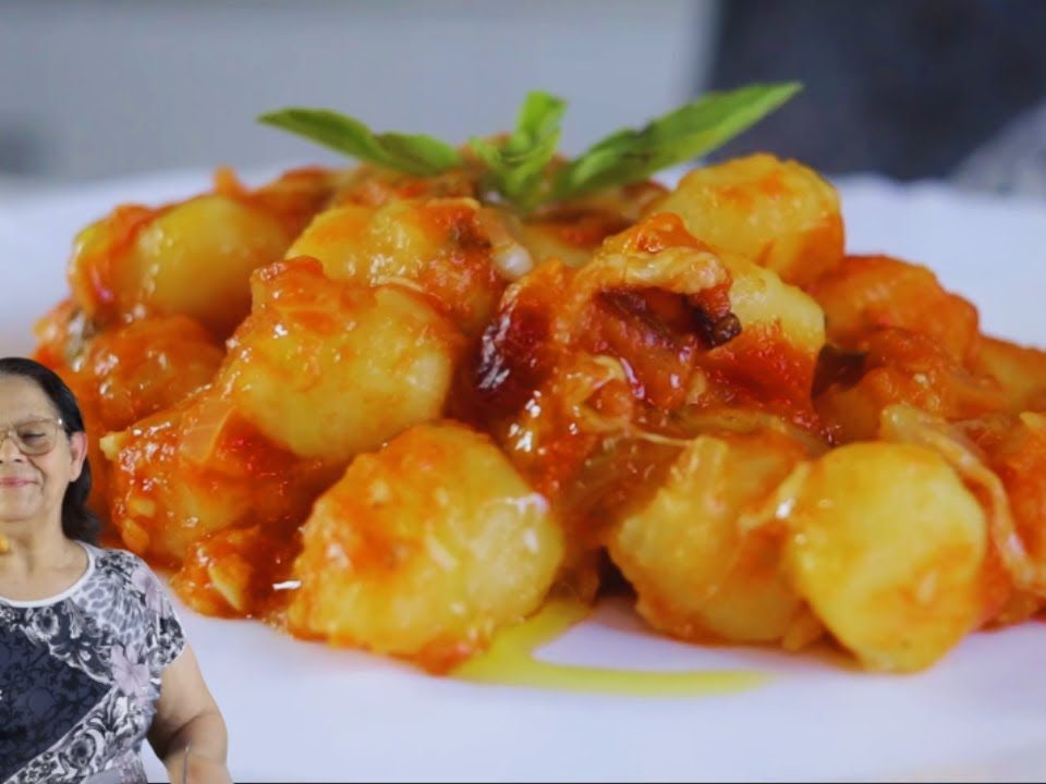 RECEITA DE NHOQUE DE FORNO. FEITO COM MOLHO DE TOMATE ESPECIAL. FICA UMA GOSTOSURA.