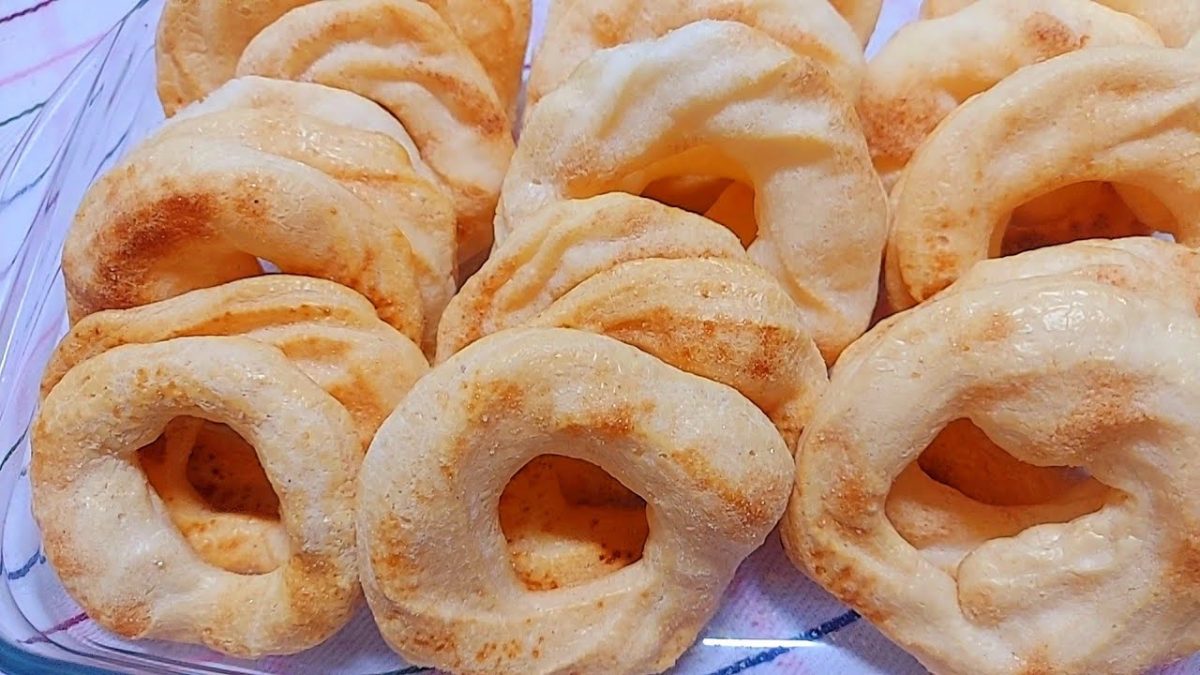 BISCOITO DE POLVILHO AZEDO TIPO ROSQUINHA DOCE - Diferente e Delicioso 😋 -Top Receitas