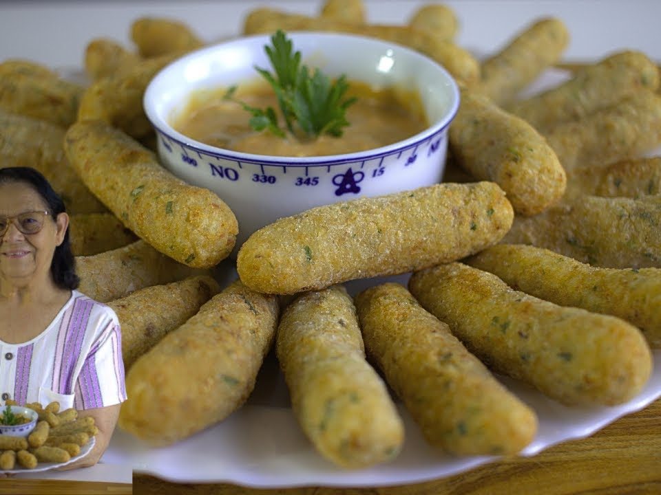 SOBROU ARROZ.ENTÃO NÃO DEIXE DE FAZER ESTA RECEITA DE BOLINHO DE ARROZ.