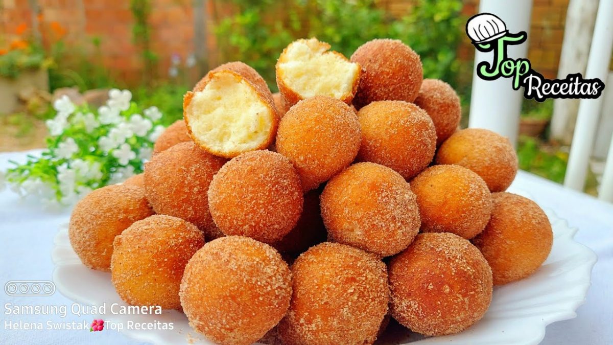 BOLINHO DE CHUVA SEQUINHO e MACIO - O SEGREDO é a MAIZENA - Dos Famosos Bolinhos de Chuva da Helena