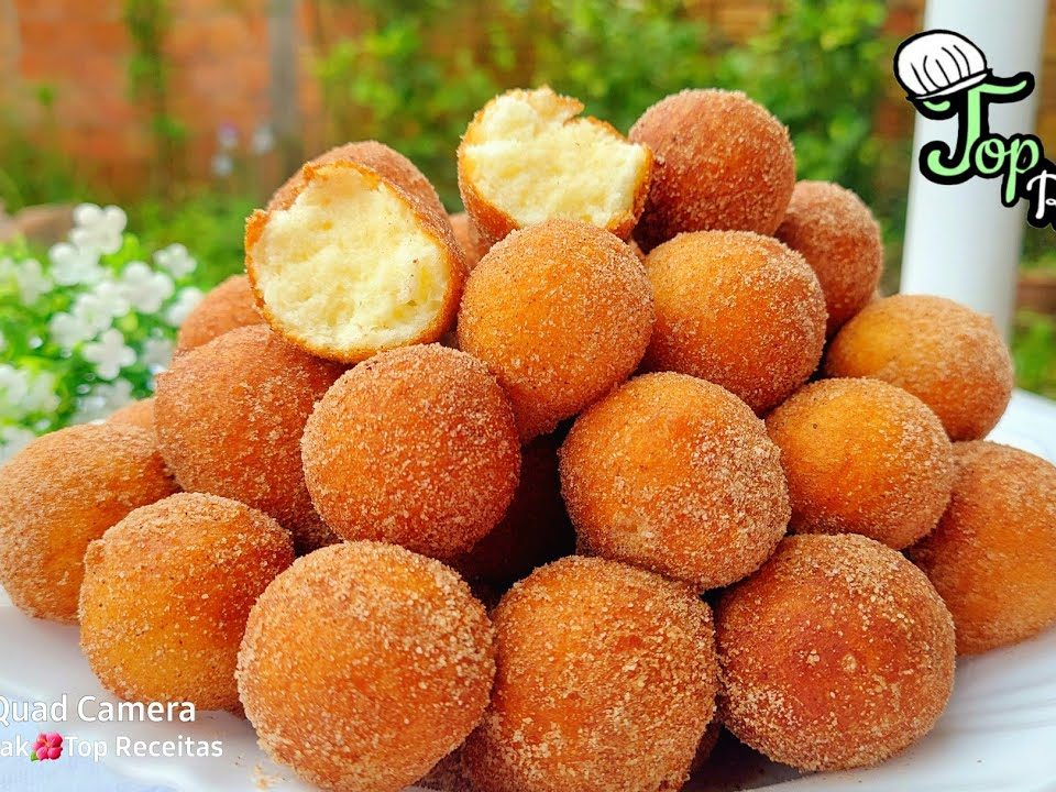 BOLINHO DE CHUVA SEQUINHO e MACIO - O SEGREDO é a MAIZENA - Dos Famosos Bolinhos de Chuva da Helena